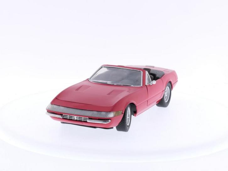 Schaal 1:18 Solido Ferrari 365 GTS-4 09/91 #3429, Hobby en Vrije tijd, Modelauto's | 1:18, Gebruikt, Solido, Ophalen of Verzenden