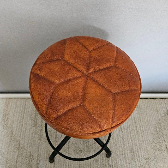 Kruk - Draaikruk in hoogte verstelbaar - Leder, Metaal, Antiek en Kunst, Kunst | Designobjecten