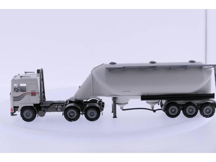 Schaal 1:50 CONRAD 4314 VOLVO 400 TANKWAGEN #2483, Hobby en Vrije tijd, Modelauto's | 1:50, Gebruikt, Conrad, Ophalen of Verzenden