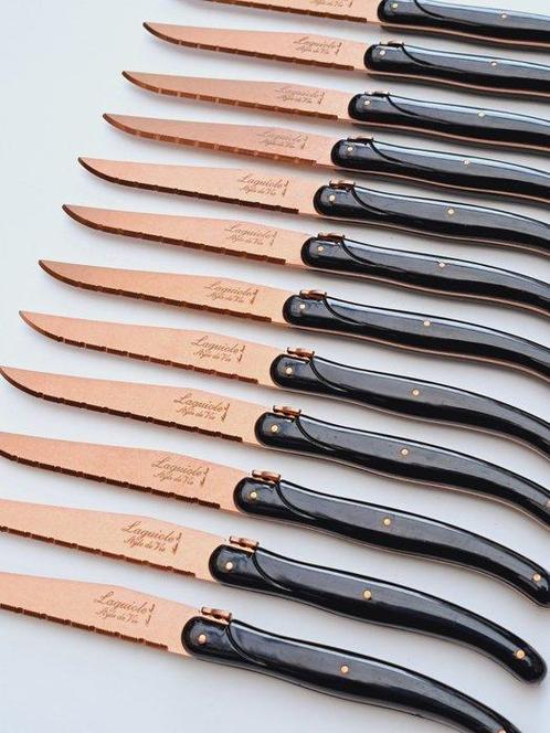 Laguiole - 12x Steak Knives - Copper Red - style de -, Antiek en Kunst, Antiek | Keukengerei