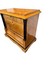 Biedermeier - Commode - bois de placage, Antiek en Kunst, Antiek | Meubels | Stoelen en Sofa's