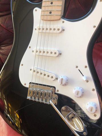 Squier - Stratocaster - - Elektrische gitaar - China (Zonder beschikbaar voor biedingen