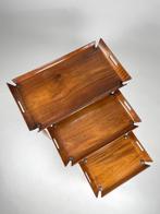 Tables gigognes - Bois, Laiton - Un ensemble de trois tables