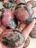 Heel veel dikke XXL Rhodoniet knuffelstenen- 2 kg, Verzamelen