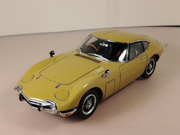 Ebbro 1:24 - Model sportwagen - Toyota 2000GT - 1967-1970 -, Hobby en Vrije tijd, Modelauto's | 1:5 tot 1:12