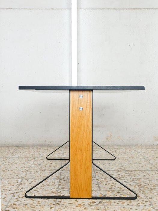 Artek - Erwan Bouroullec, Ronan Bouroullec - Table - Kaari -, Antiek en Kunst, Kunst | Designobjecten