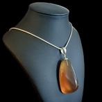 Zeldzaam ambre bleu de Sumatra. Verzamelstuk van zeer goede