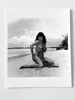Bunny Yeager (1929-2014) - Pin-up Bettie Page in Key