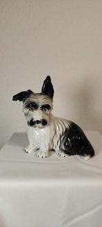 Sitzendorfer Porzellanmanufaktur - Figuur - 5819 Terrier -