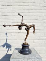 Sculpture, Flame thrower - 43 cm - Bronze, Marbre