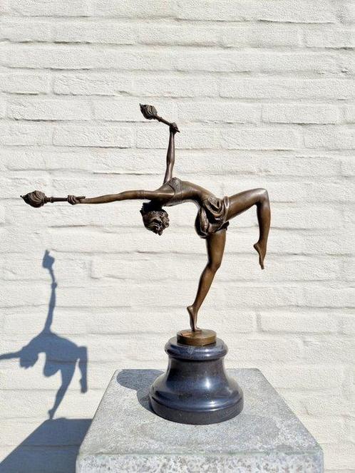 Sculpture, Flame thrower - 43 cm - Bronze, Marbre, Antiek en Kunst, Kunst | Designobjecten
