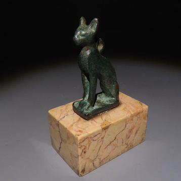 Égypte ancienne Bronze Figurine de la déesse Bastet. 9,5 cm