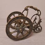 Max le Verrier - sculptuur, Flessenhouder - 19 cm - Brons -