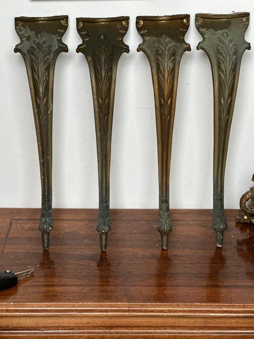 Tafel (4) - Ormolu - set bronzen poten, Antiquités & Art, Antiquités | Autres Antiquités