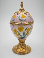 Fabergé ei - House of Fabergé De romantiek Narcissus Muziek