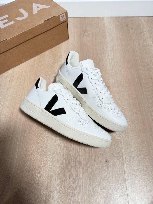 VEJA - Sneakers - Maat: EU 41 - Nieuw met tags, Kleding | Heren, Schoenen