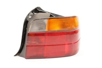 BMW 3 Serie E36 compact OEM Achterlicht rechts 63218357870 beschikbaar voor biedingen