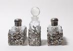 Frankreich - Parfumfles - glas, metaal - 3 Flacons, Antiek en Kunst