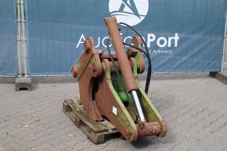 Veiling: Crusher Dragon, Articles professionnels, Machines & Construction | Pièces, Enlèvement