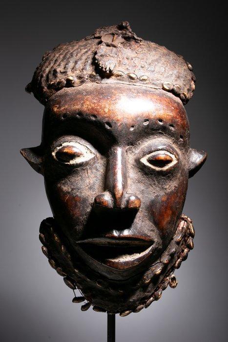 Masker - Bamoun - Kameroen  (Zonder Minimumprijs), Antiek en Kunst, Kunst | Niet-Westerse kunst
