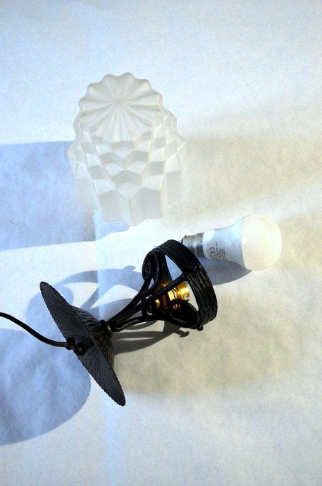 Plafondlamp - wolkenkrabber - Matglas - Empire State, Antiek en Kunst, Kunst | Designobjecten