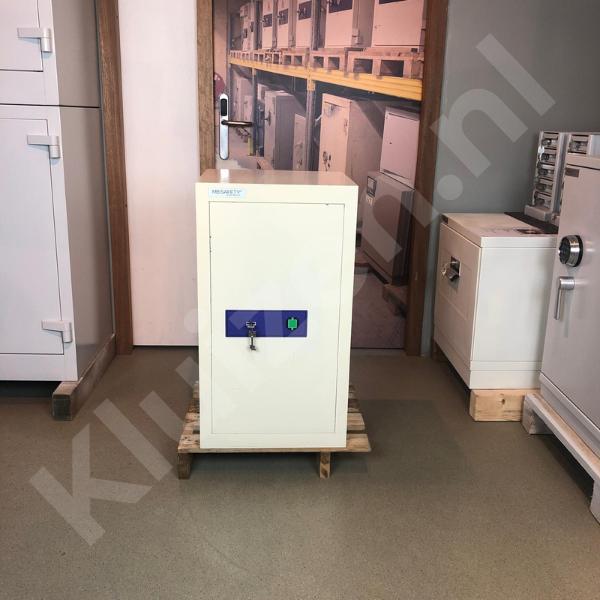 Gebruikte inbraakwerende kluis De Raat, Huis en Inrichting, Brandblussers en Brandkasten, Gebruikt, Verzenden