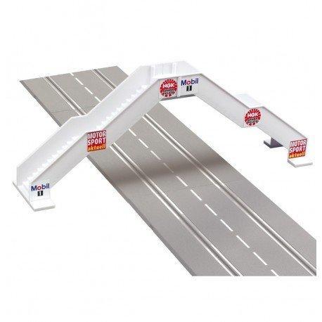 Voetgangersbrug - Carrera Racebaan - 21119, Hobby en Vrije tijd, Modelbouw | Auto's en Voertuigen, Verzenden