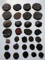 Byzantijnse Rijk Lot of 31 Æ coins AD 300 - 1.500 (Zonder, Postzegels en Munten