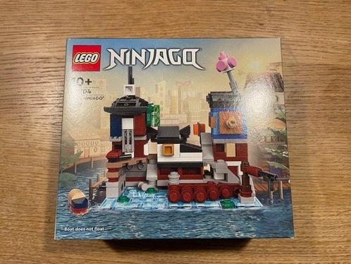 Lego Set - 40704 - Ninjago - Micro Ninjago Docks, Kinderen en Baby's, Speelgoed | Duplo en Lego