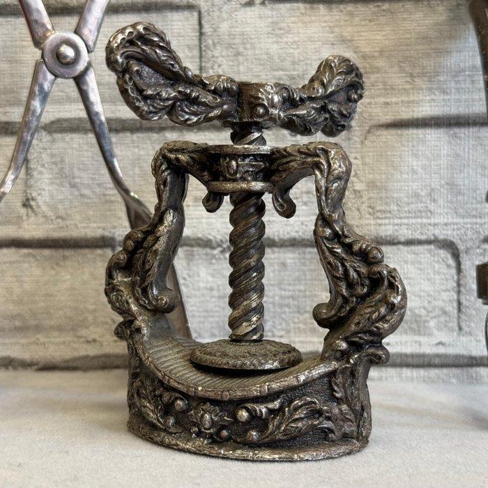 Notenkraker (3) - Legering, Antiek en Kunst, Antiek | Keukengerei