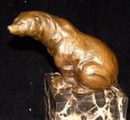 sculptuur, Zware Bronzen Beer op marmeren voet - 22 cm -