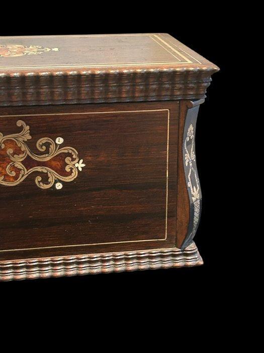 Doos - Messing, Hout, Antiek en Kunst, Antiek | Overige Antiek