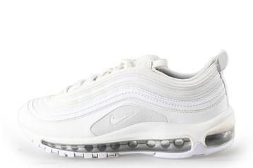 Nike Sneakers in maat 39 Wit | 5% extra korting beschikbaar voor biedingen