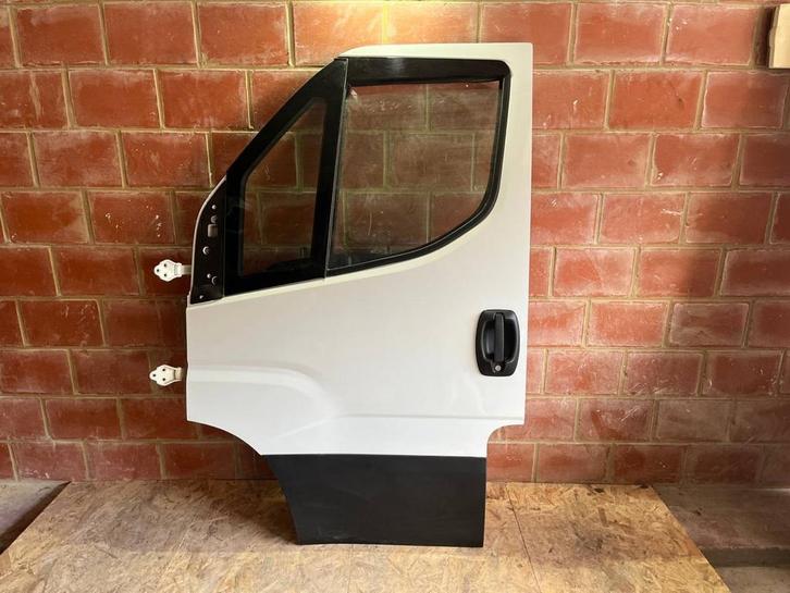 Porte av. gauche Iveco Daily 2014 - 2026, Autos : Pièces & Accessoires, Carrosserie & Tôlerie, Autres marques automobiles, Utilisé