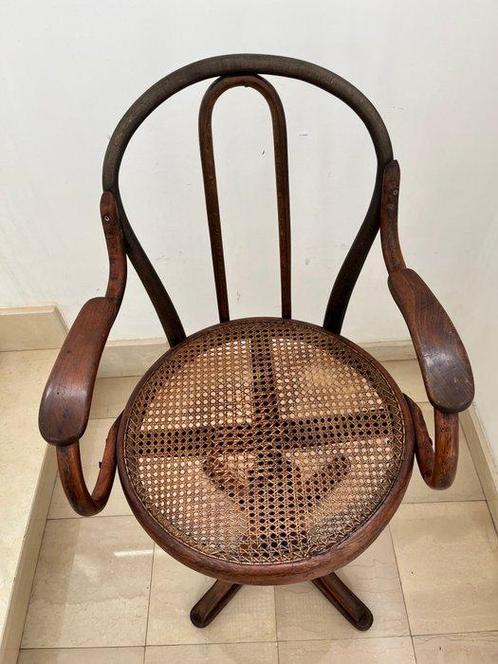Thonet - Michael Thonet - Fauteuil - N 63 - Beuken - Grote, Antiek en Kunst, Kunst | Designobjecten