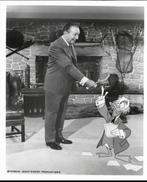 Inconnu - Walt Disney and Ludwig von Drake in Walt Disneys