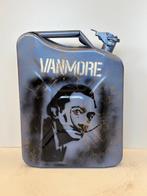 Rob VanMore - Oil Crisis Salvador is Here XL - 47cm, Antiek en Kunst