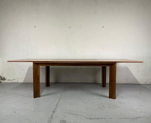 Molteni - Afra Scarpa, Tobia Scarpa - Tafel - Mou - Hout, Antiek en Kunst, Antiek | Meubels | Stoelen en Sofa's
