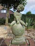 sculptuur, Angel on Sphere - 43 cm - IJzer, Antiek en Kunst