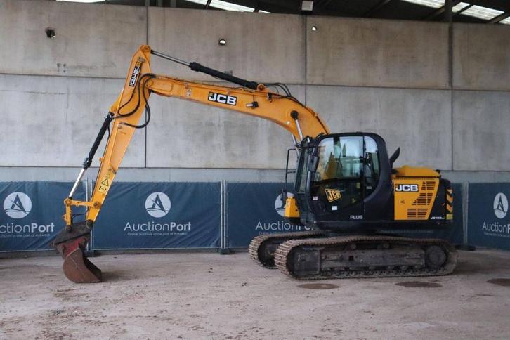 Veiling: Rupsgraafmachine JCB JS130LC Diesel 81kW 2018, Articles professionnels, Machines & Construction | Grues & Excavatrices