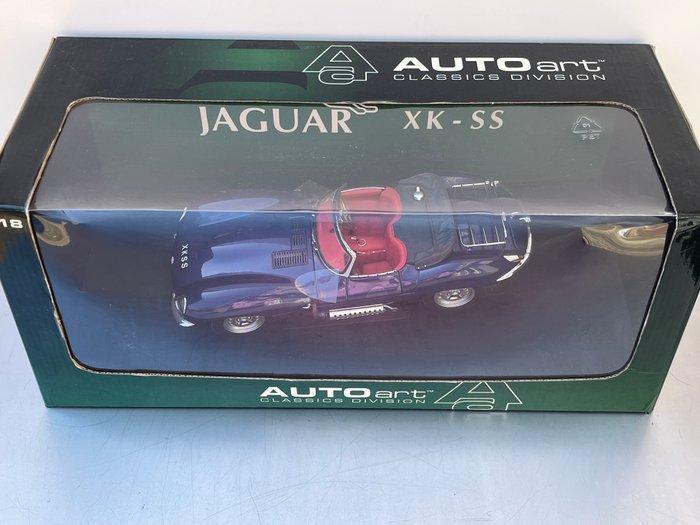 Autoart 1:18 - Model sportwagen - Jaguar XK-SS - Nieuwstaat, Hobby en Vrije tijd, Modelauto's | 1:5 tot 1:12