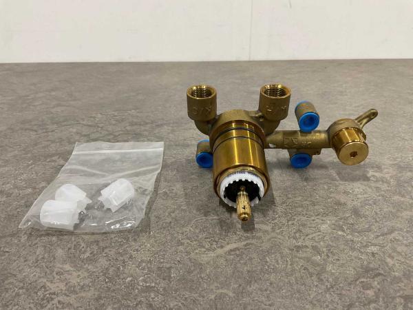 Veiling - Hansa inbouwdeel eengreepswastafelmengkraan Vario, Doe-het-zelf en Bouw, Sanitair, Nieuw