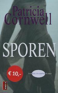 Sporen / Kay Scarpetta / 13 9789024559114 Patricia Cornwell, Boeken, Romans, Gelezen, Verzenden