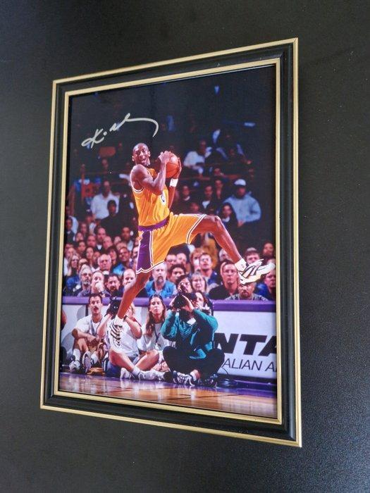 NBA - Kobe Bryant - Photographie, Verzamelen, Overige Verzamelen