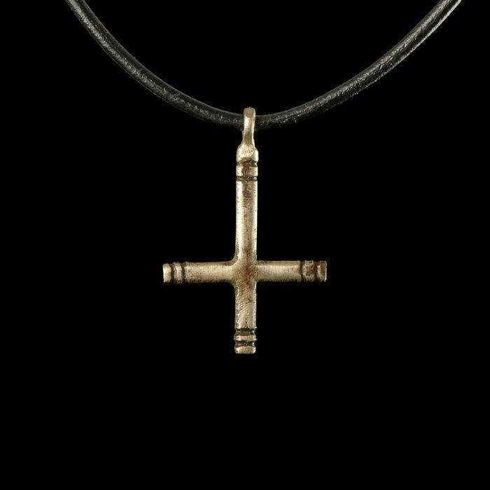 Etruscan Zilver Hanger met Sint-Petrus kruis (Zonder, Antiek en Kunst, Antiek | Overige Antiek