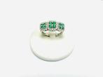 Ring - 18 karaat Witgoud -  1.85ct. tw. Smaragd - Diamant -, Nieuw