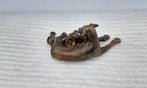 P. Chenet - Figure - Hond - 16 cm - Bronze