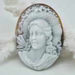 Cassis madagascariensis - Cameo - CAMMEO met de hand, Antiek en Kunst