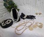 Grote collectie van 15 vintage parel- en nep parel sieraden.