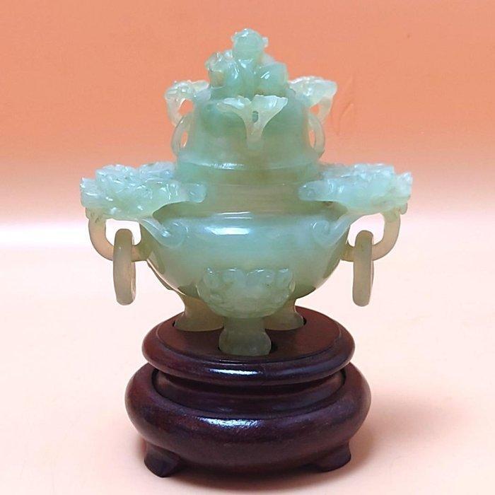 Chinese Jade Incense Burner (Xianglu)  — Three-Legged, Antiek en Kunst, Kunst | Designobjecten